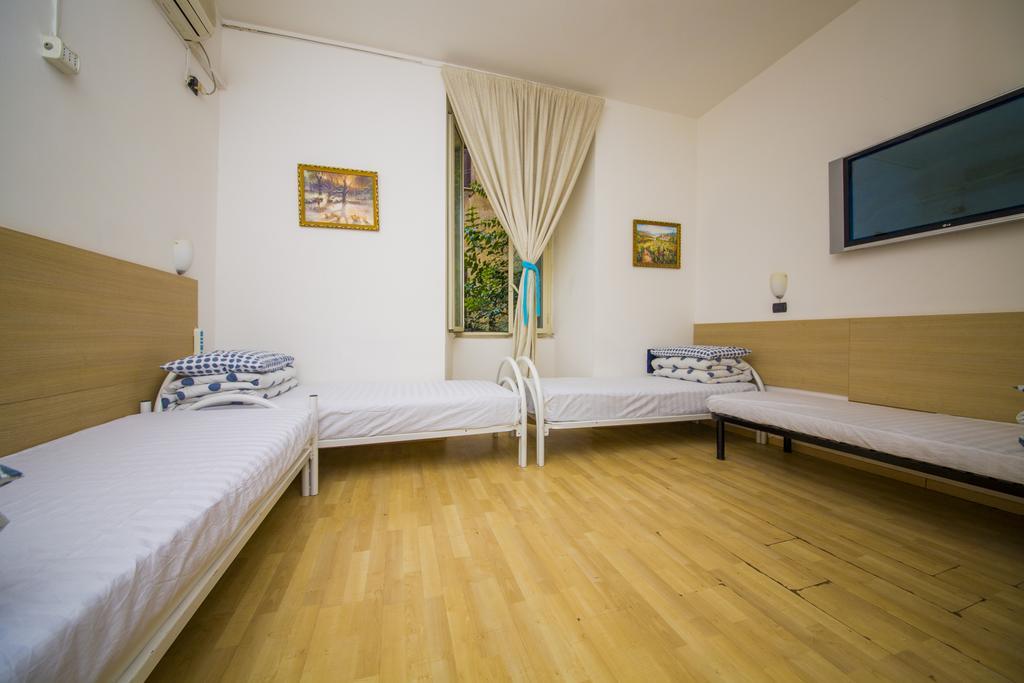 The Voice Of Roma Guesthouse Екстер'єр фото
