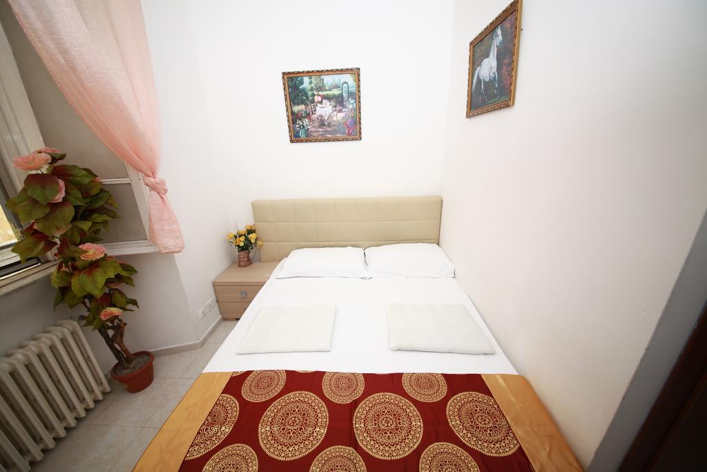 The Voice Of Roma Guesthouse Екстер'єр фото