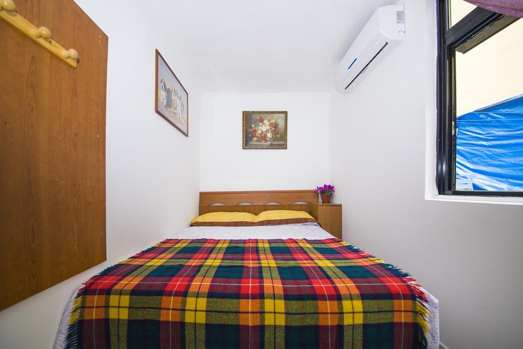 The Voice Of Roma Guesthouse Екстер'єр фото