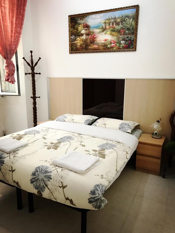 The Voice Of Roma Guesthouse Екстер'єр фото